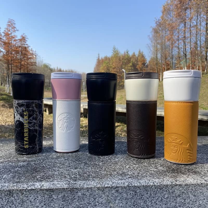 Termo 𝐒𝐓𝐀𝐑𝐁𝐔𝐂𝐊𝐒 /Capacidad de 500ml