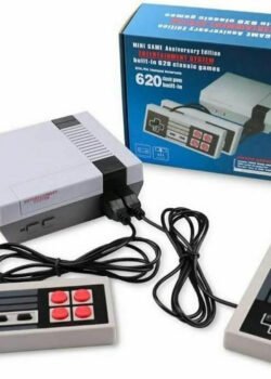 Consola con 620 Juegos Clásicos