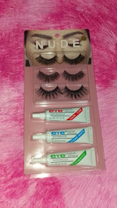 Pestaña c/ Pegamento