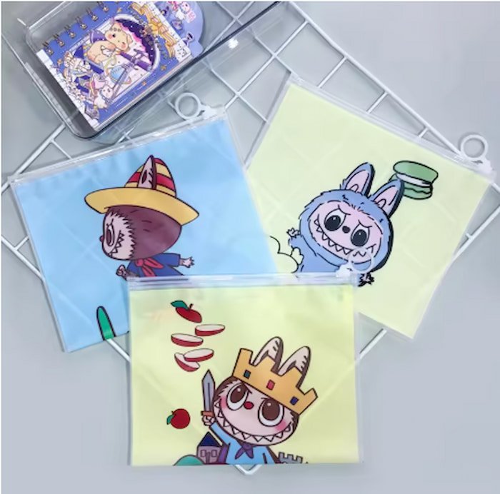 Bolsita ziplo de Labubu - Imagen 2