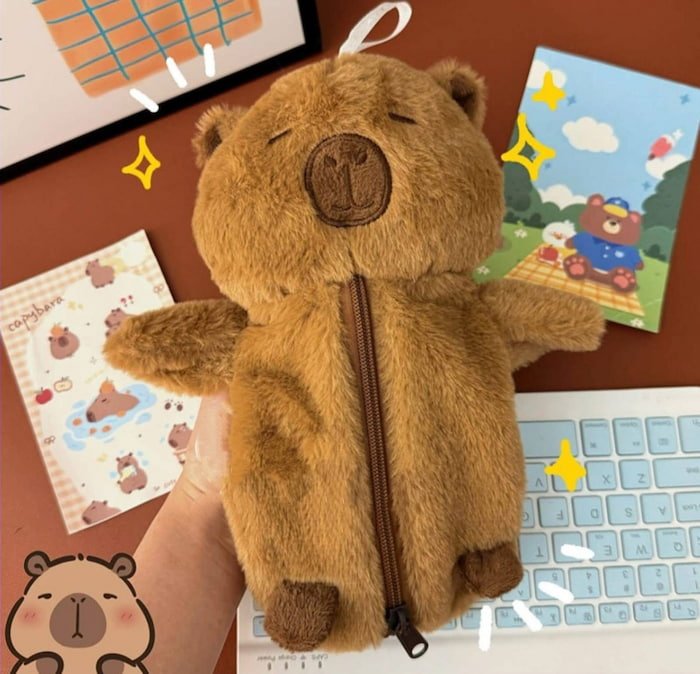 Lapicera Capibara de Peluche - Imagen 2