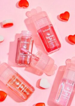 Lip Gloss Sparkles On ! Ultramo