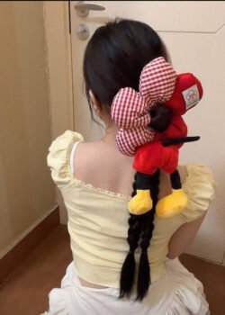 Dona c/colgante de piecitos  Premium