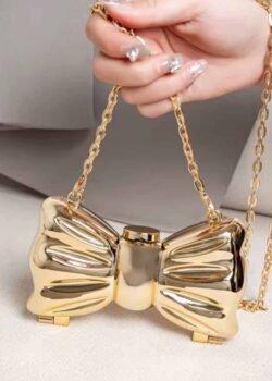 Cartera Metálica con Moño y Espejo